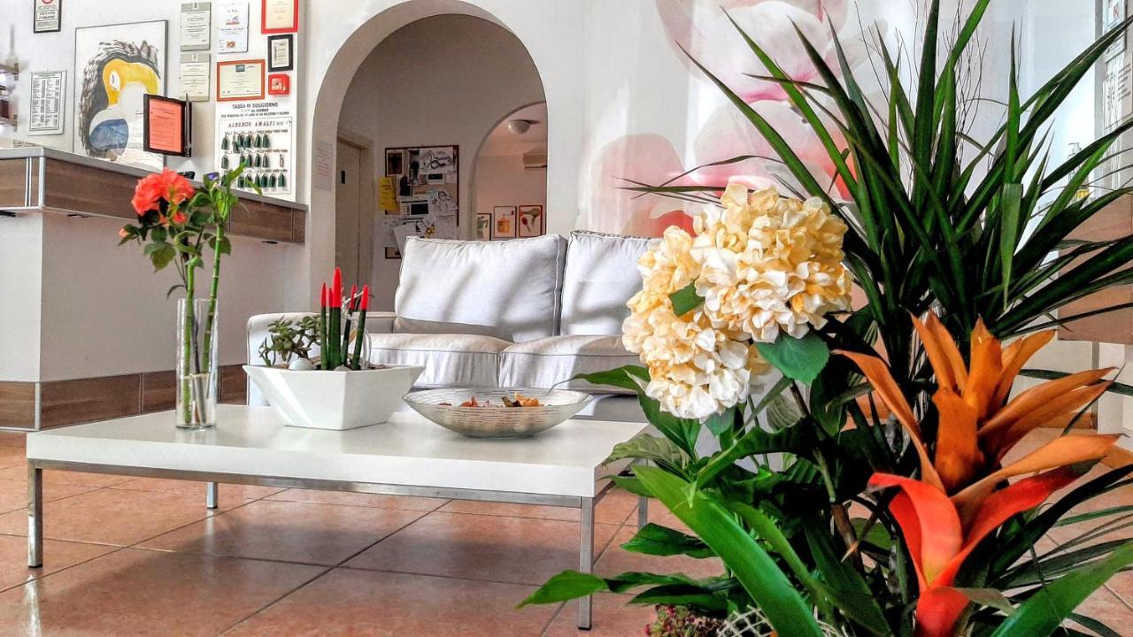 Hotel Amalfi Rimini Eksteriør billede