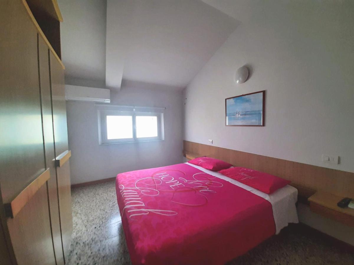 Hotel Amalfi Rimini Eksteriør billede