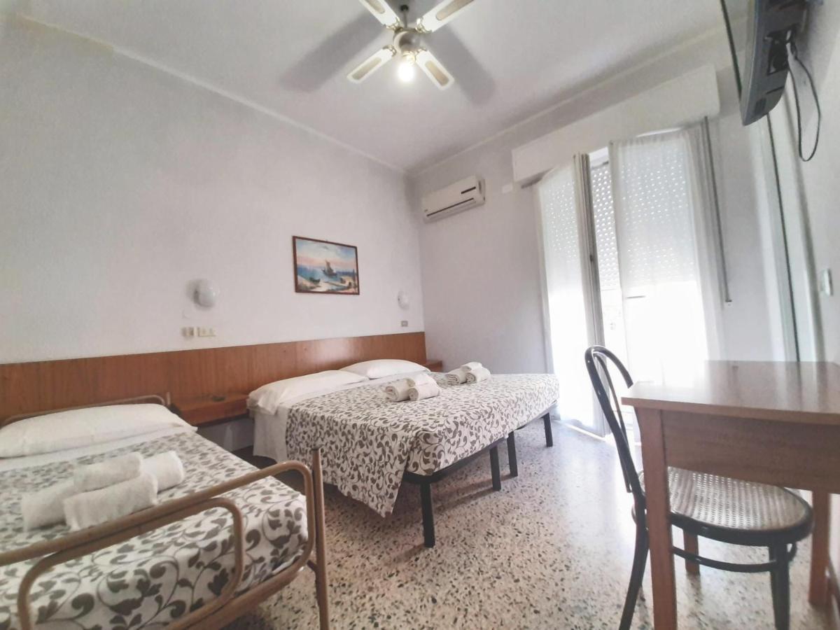 Hotel Amalfi Rimini Eksteriør billede